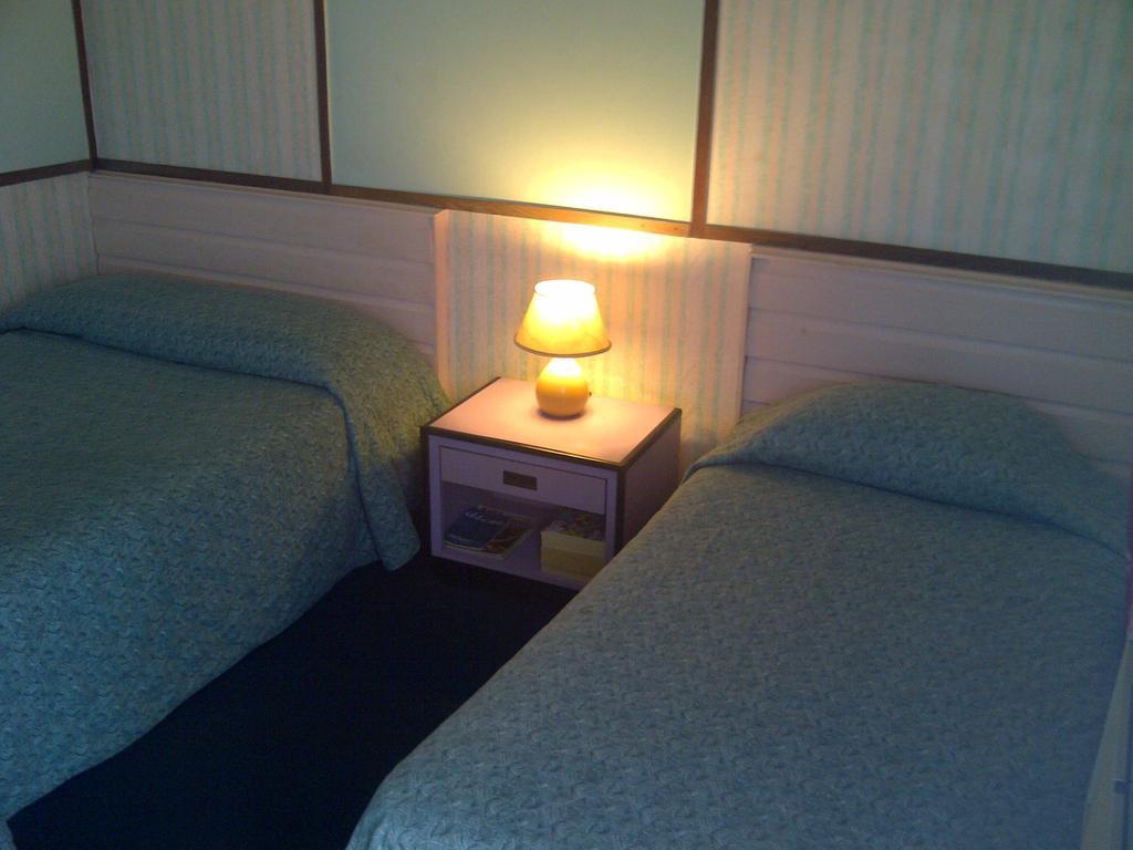 Arawak Inn Nassau Room photo